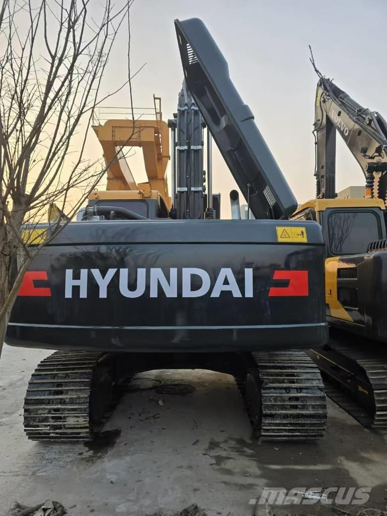 Hyundai 220-9 中型挖掘机