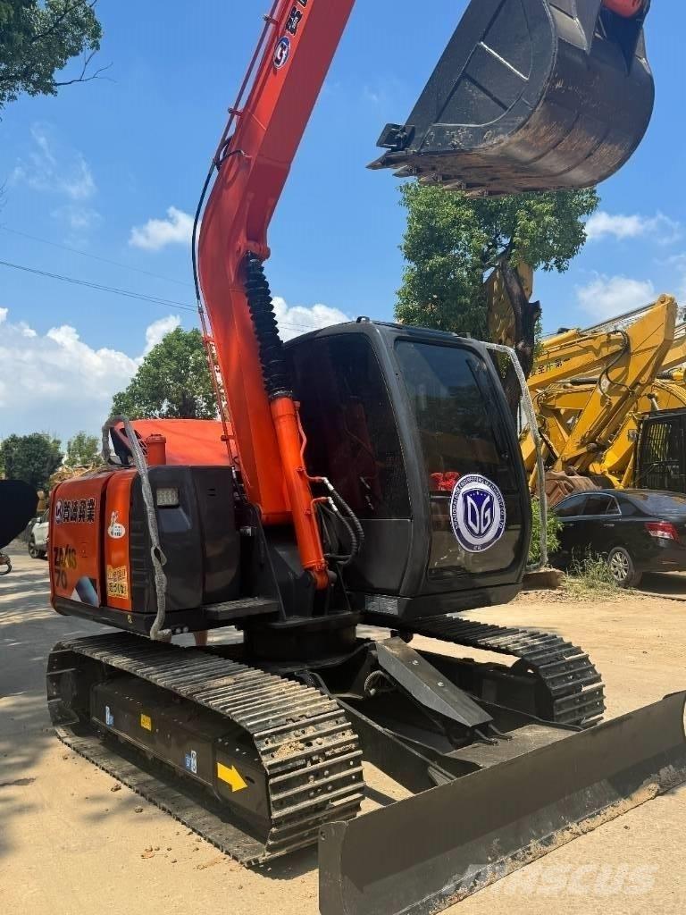 Hitachi ZX 70 履带挖掘机