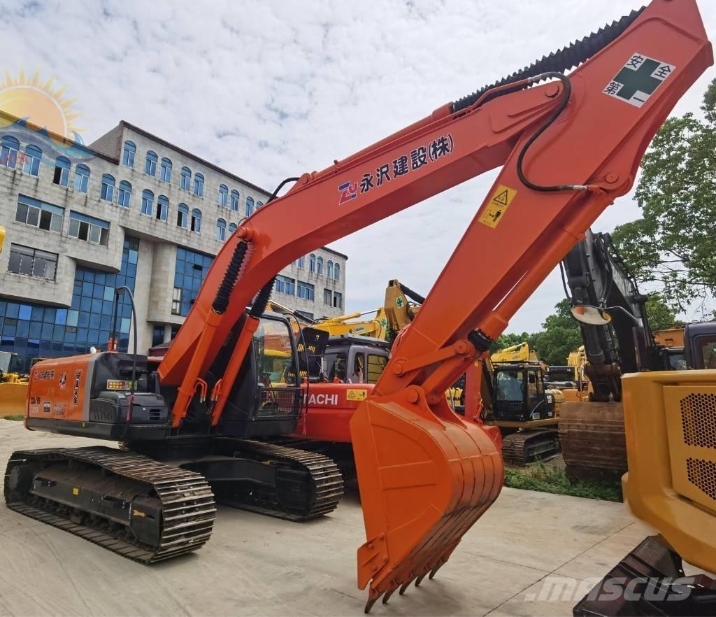 Hitachi ZX 200 履带挖掘机