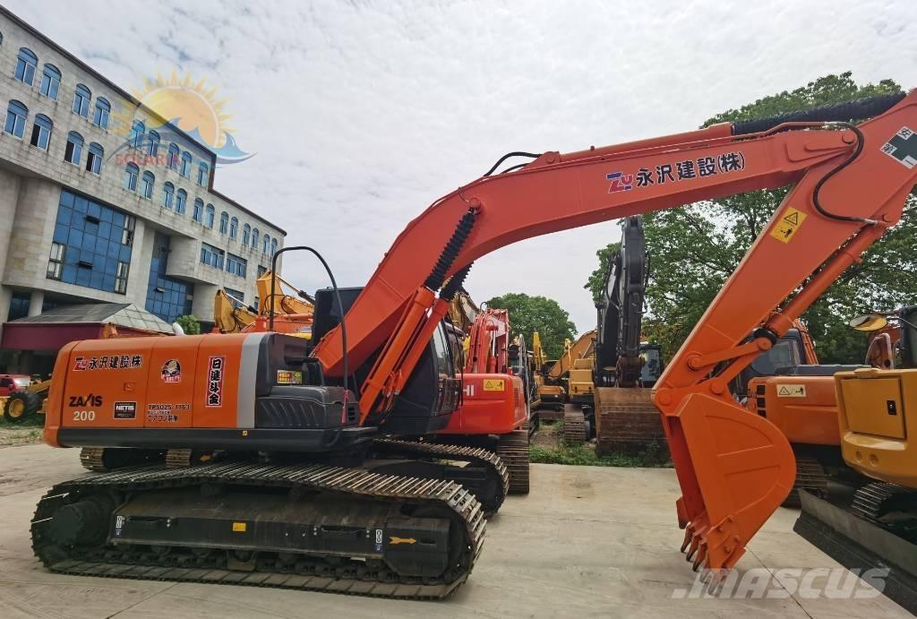Hitachi ZX 200 履带挖掘机