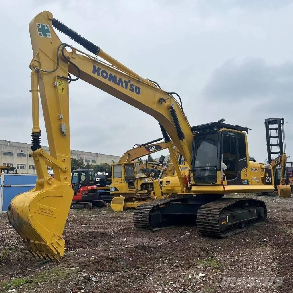 Komatsu pc200-8 履带挖掘机