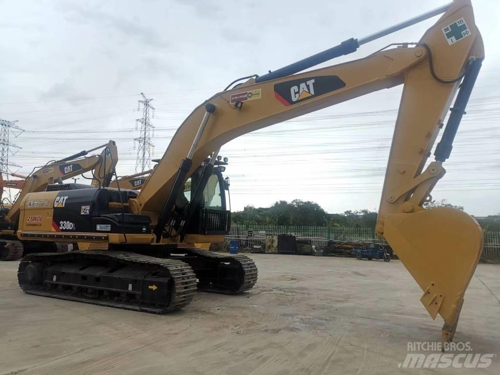 CAT 330 D 履带挖掘机