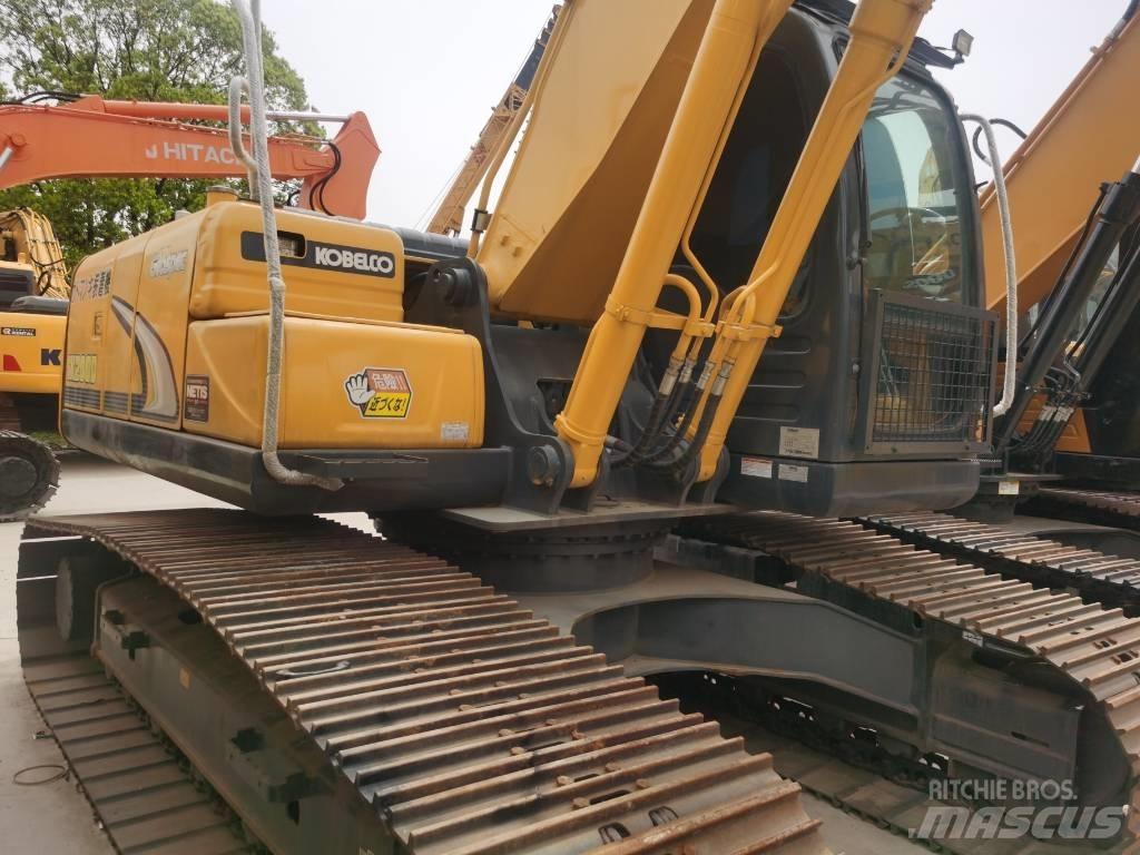 Kobelco SK 200-8 履带挖掘机