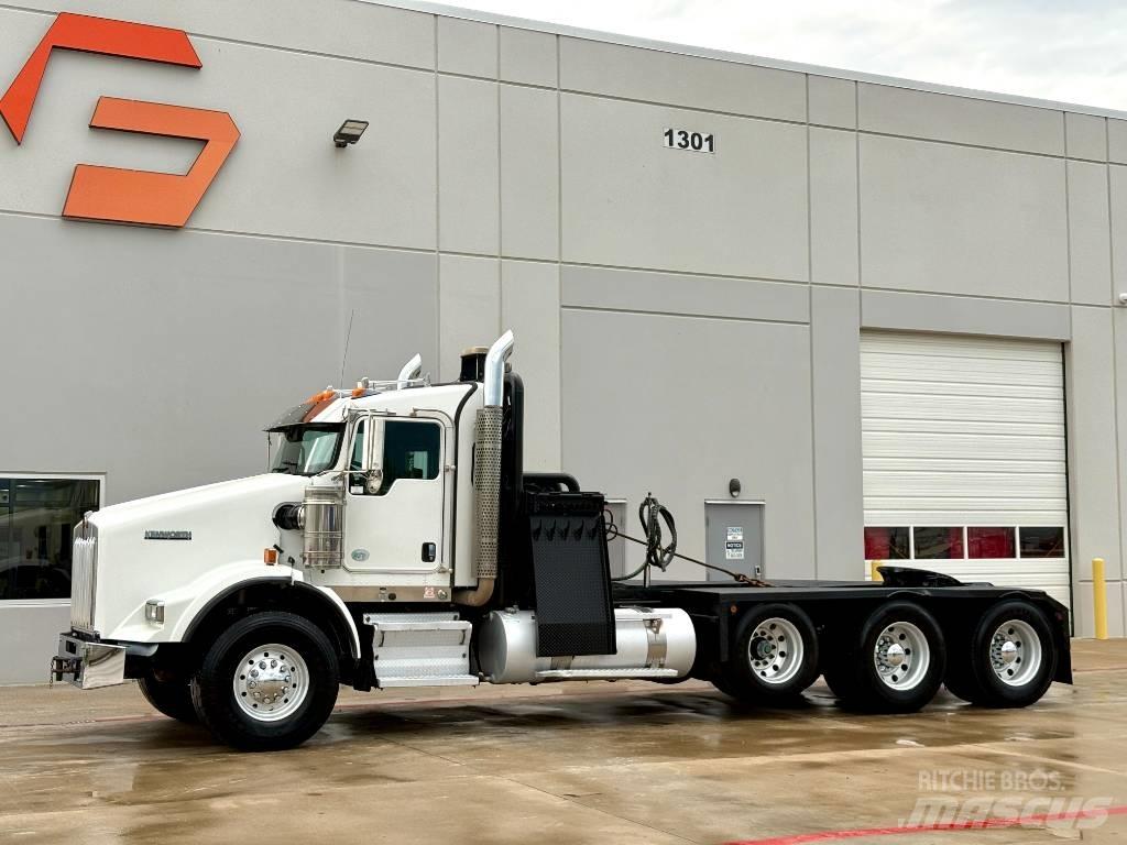 Kenworth T 800 牵引车