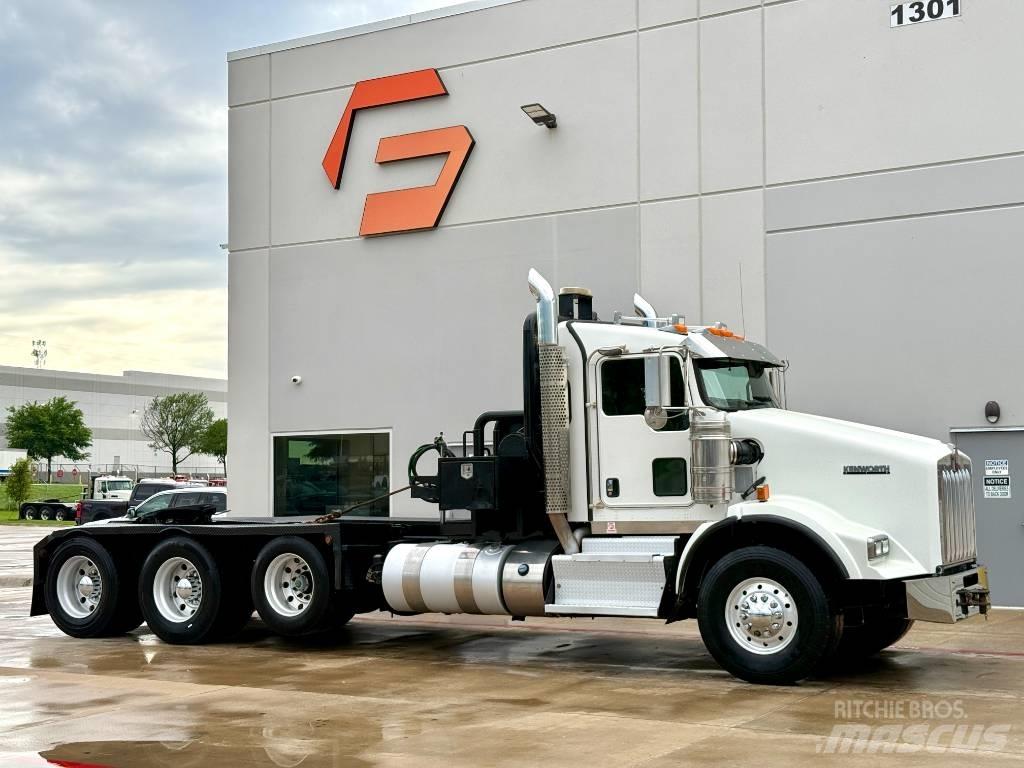 Kenworth T 800 牵引车