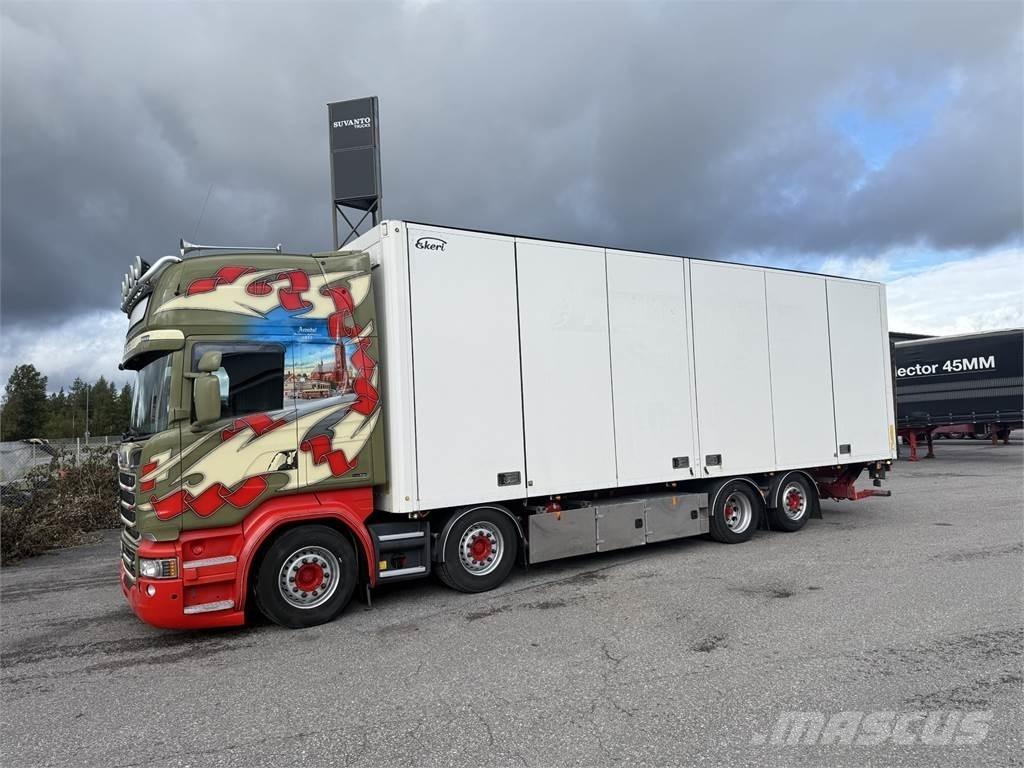Scania R580 8X2 厢式货车