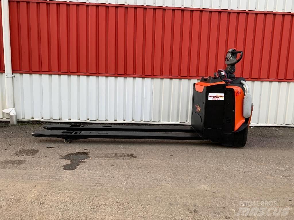 BT LPE 200 电动搬运车