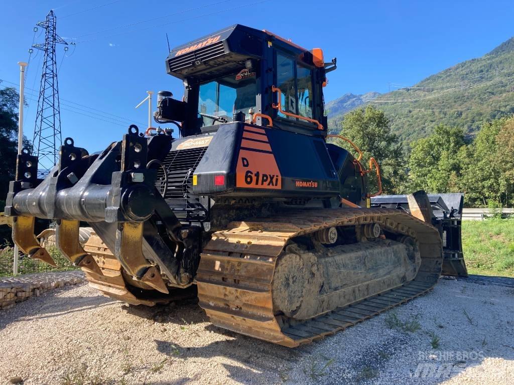 Komatsu D61PXI-24E0 履带式推土机