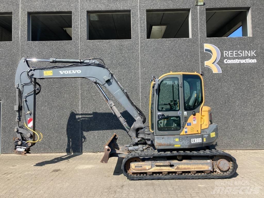 Volvo ECR 88 D 中型挖掘机