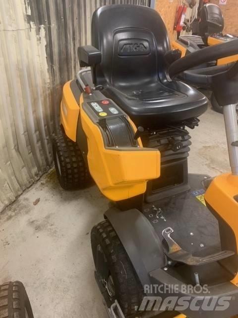 Stiga Park 540 IX 骑乘式割草机