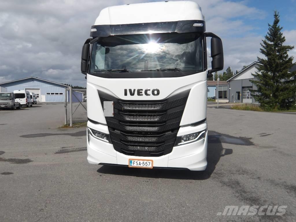 Iveco AS 440 ST 牵引车