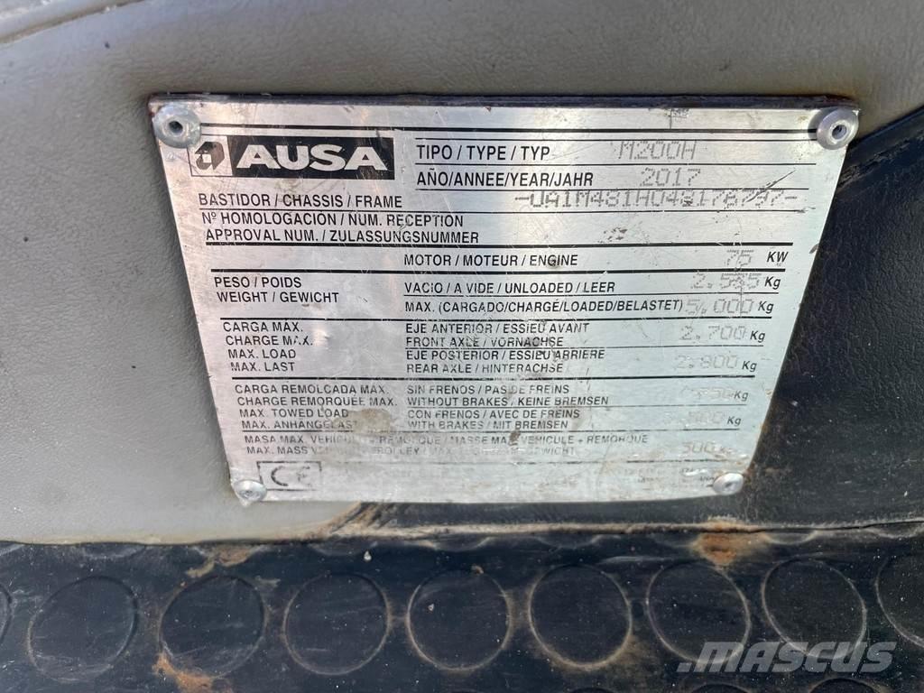 Ausa M200H 4X4 全地形车