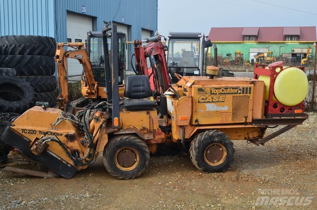 CASE TC220 其他路面施工机械