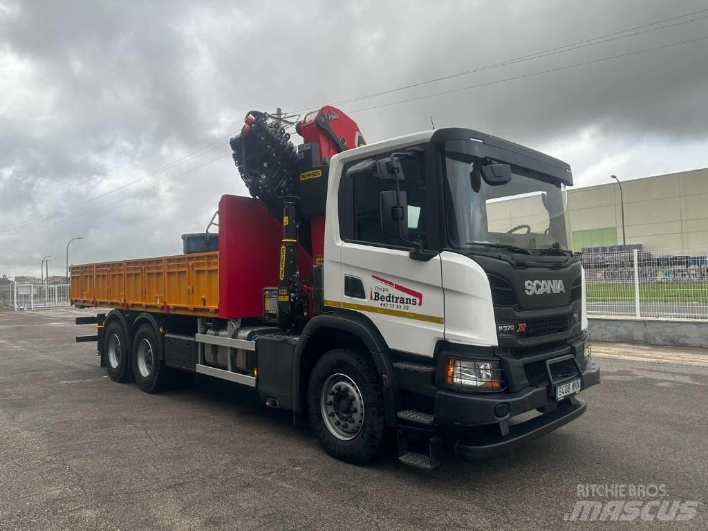 Scania P 370 起重车