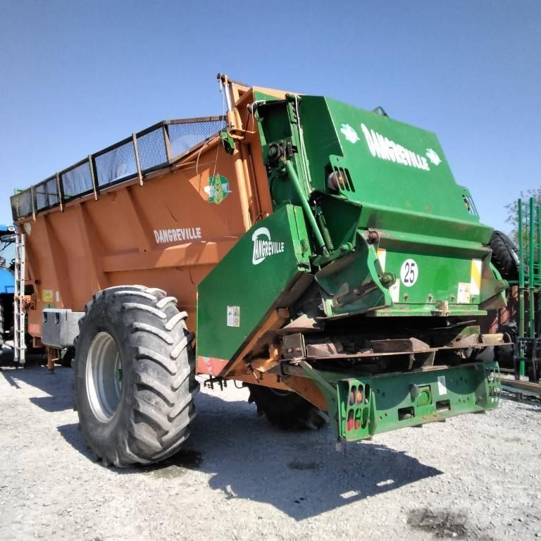 Dangreville EV 11 撒肥机