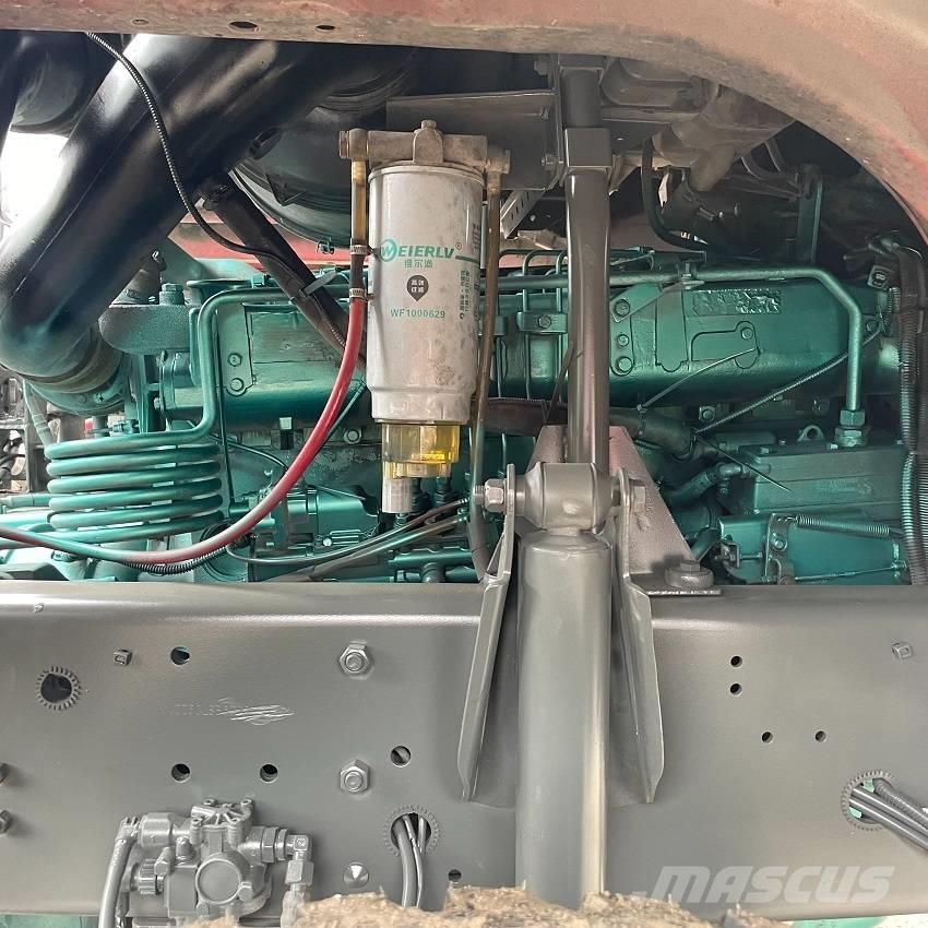 Howo 420 6x4 牵引车