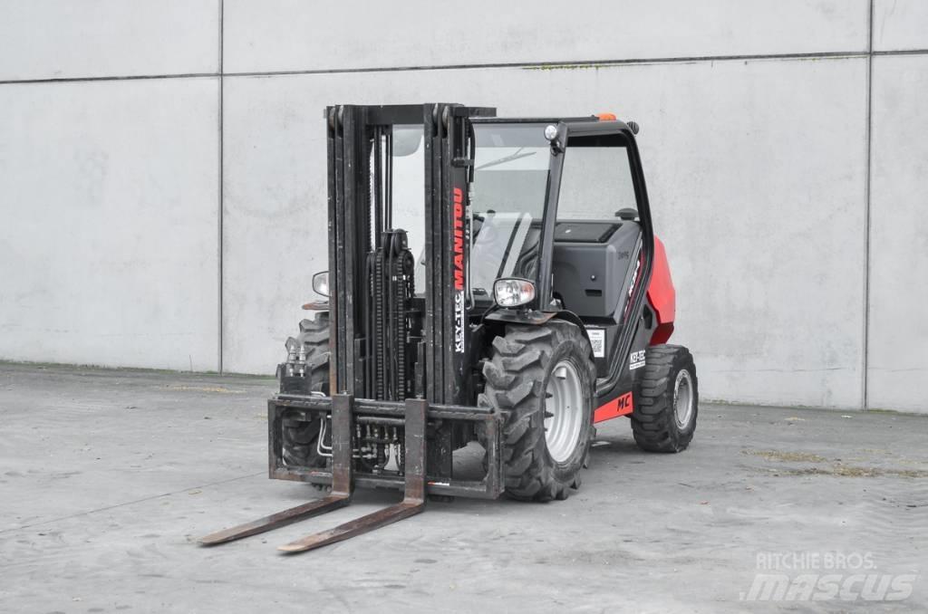 Manitou MC 25-4 D 柴油叉车