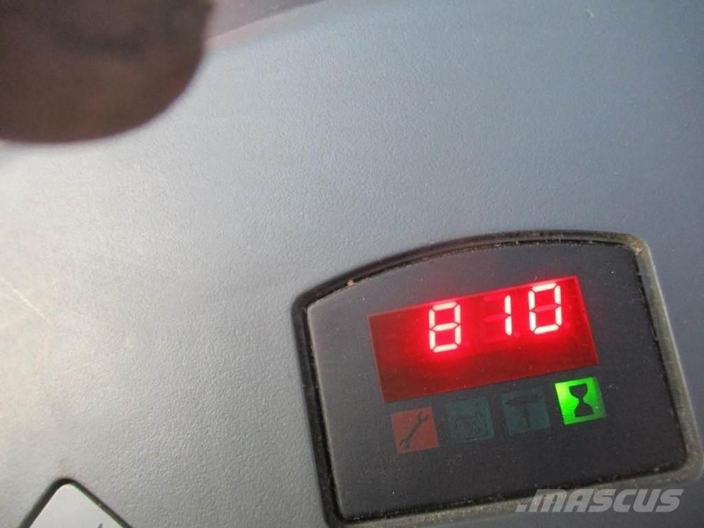 BT SWE 080L 手推堆垛车