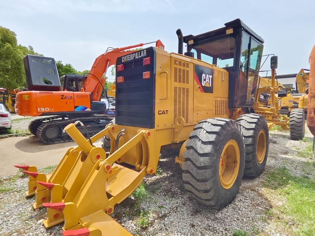 CAT 120 H 平地机/推土机