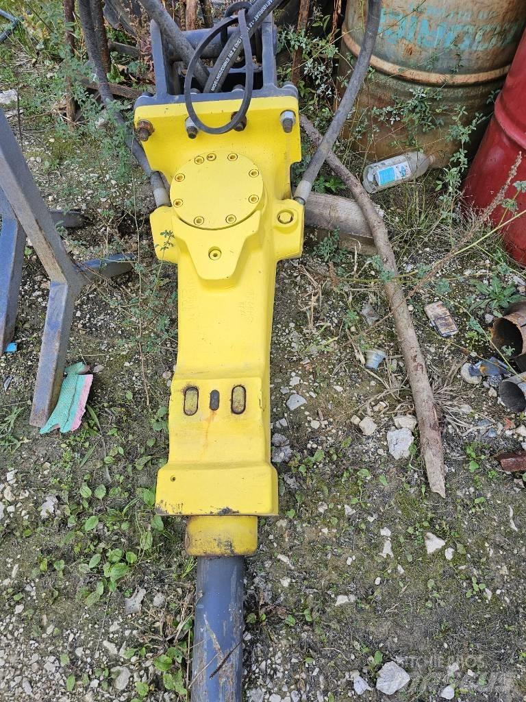 Atlas Copco SB 302 破碎锤
