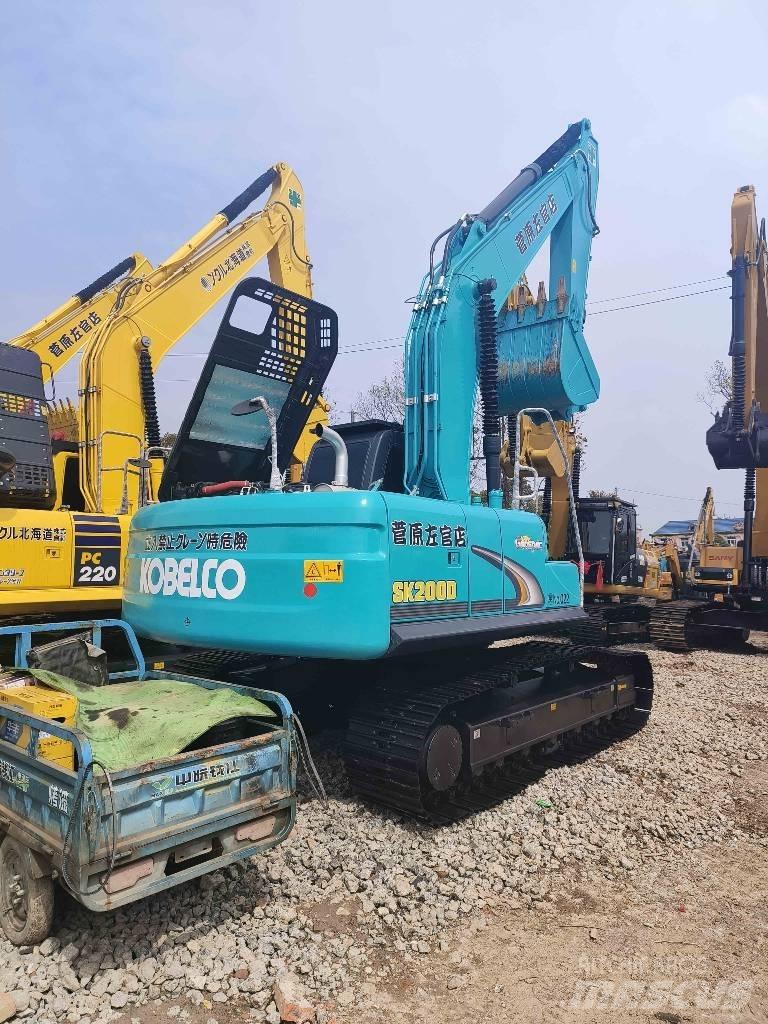 Kobelco SK 200 履带挖掘机