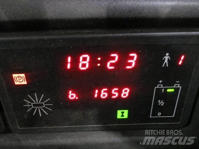 BT RRE 120M 前移式叉车