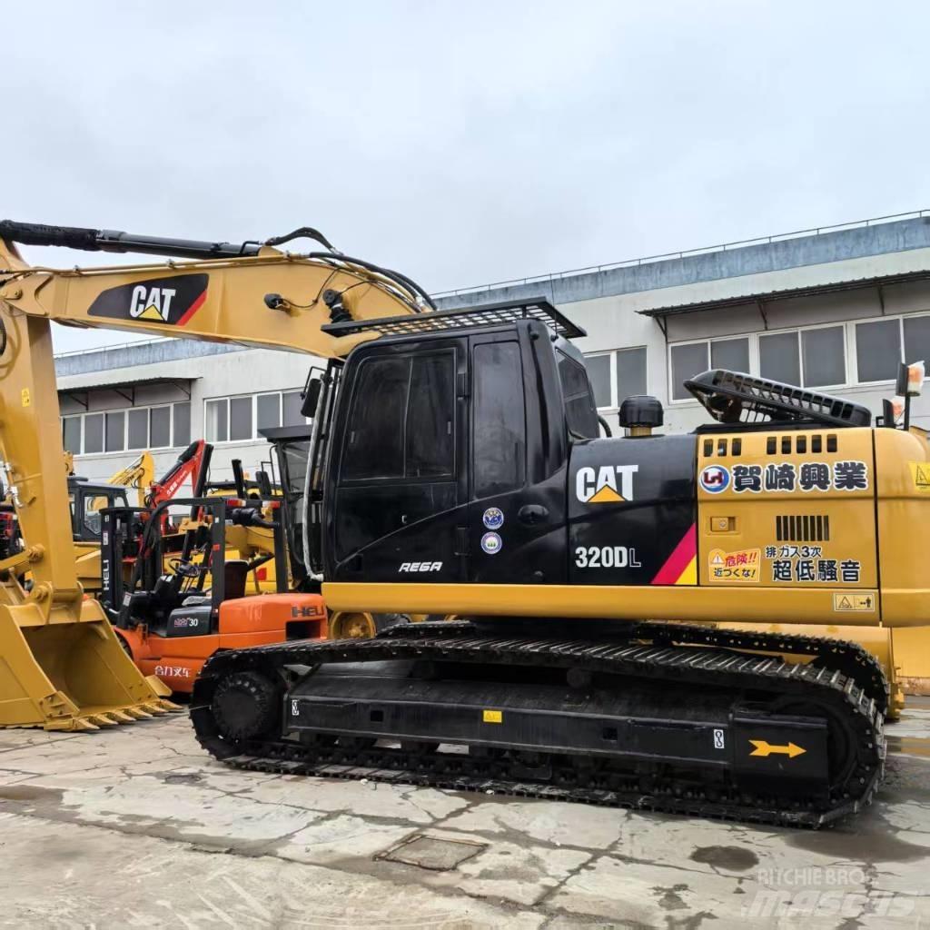 CAT 320 D L 履带挖掘机