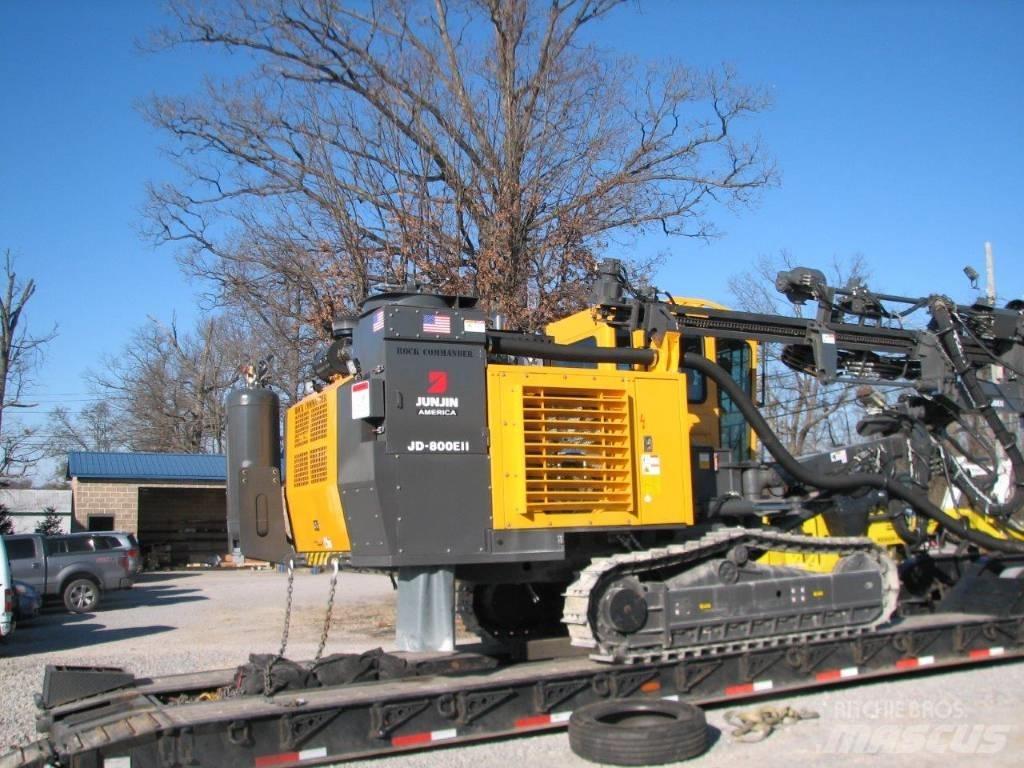 Soosan JD800E-II 钻孔机