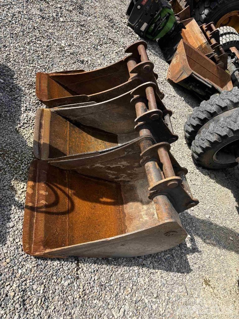 Terex TW 75 轮式挖掘机