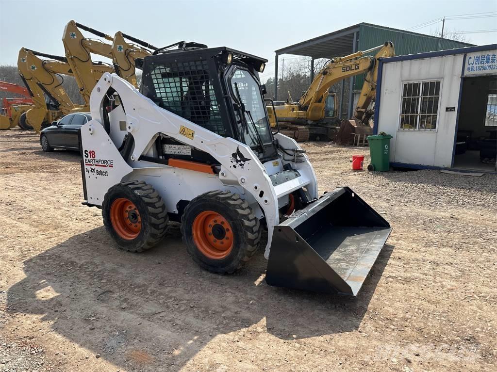 Bobcat S 18 滑移装载机