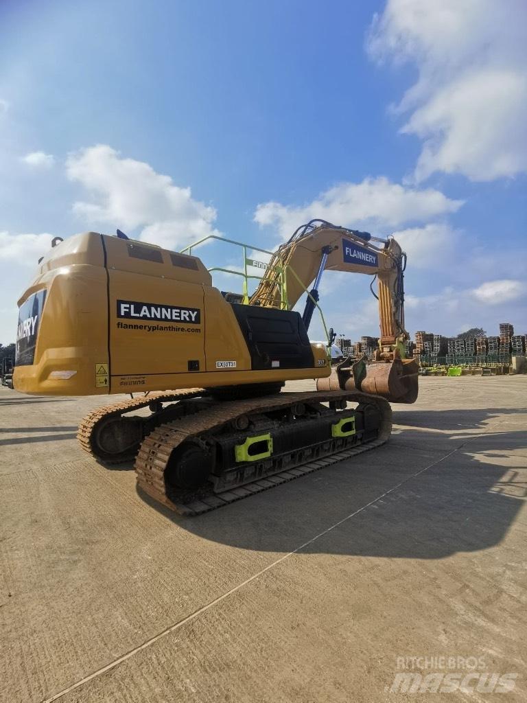 CAT 352 履带挖掘机