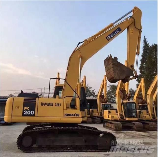 Komatsu pc200-7 履带挖掘机