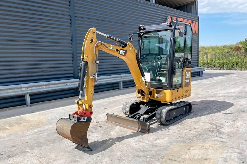 CAT 301.6-05 A 小型挖掘机