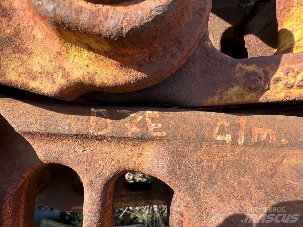 CAT D 6 R 履带、链条和底盘