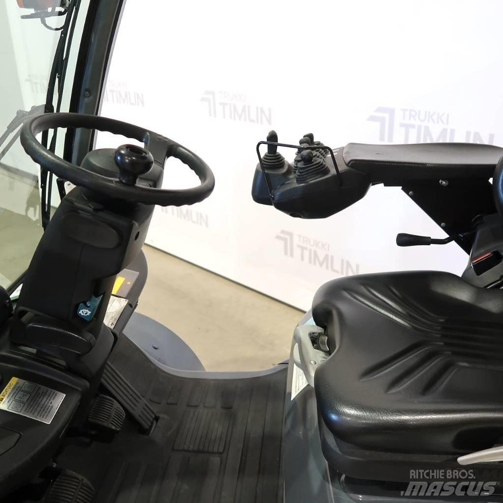 Toyota 02-8FGJF35 天然气叉车