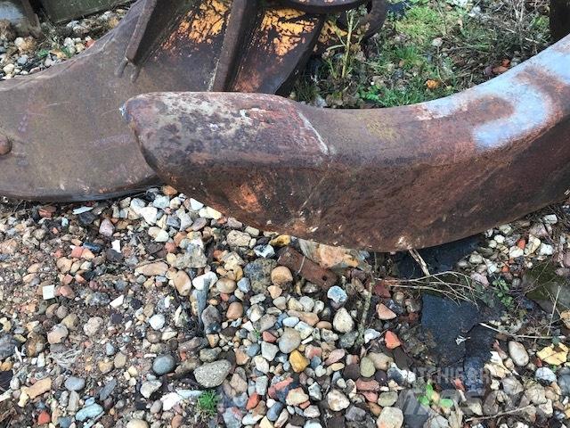 Liebherr Ripper 其他组件