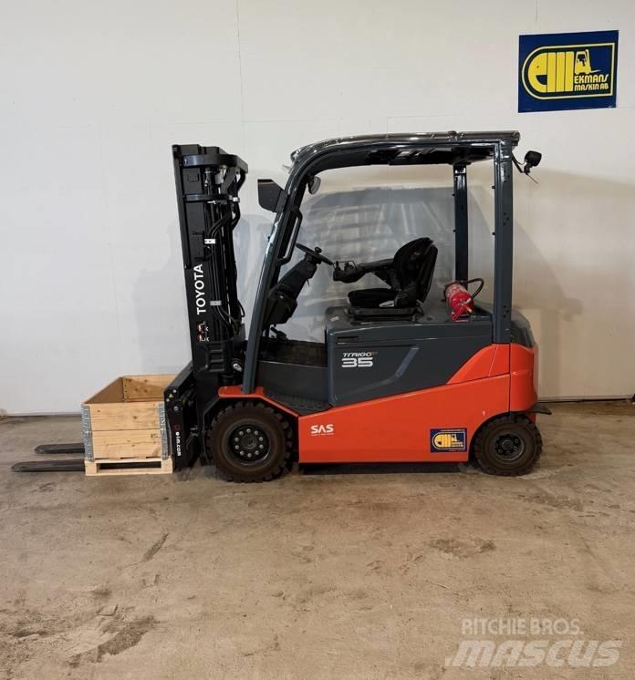 Toyota truck 8FBMT35 电动叉车