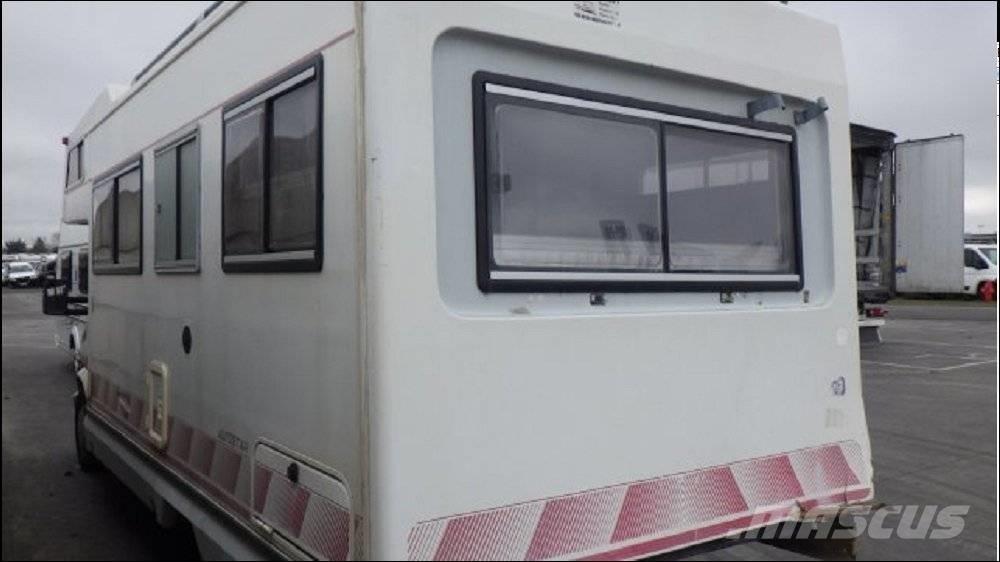 Peugeot J5 房车
