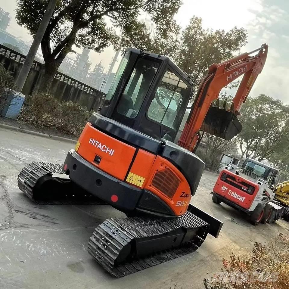 Hitachi ZX50U 小型挖掘机