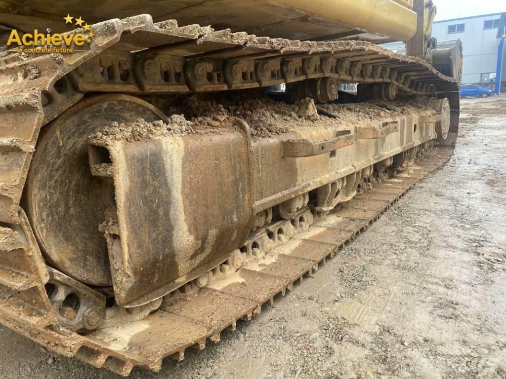 CAT 320 履带挖掘机
