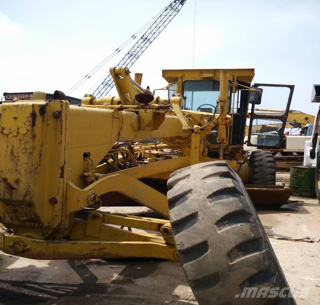 Komatsu GD 705 A-4A 平地机/推土机