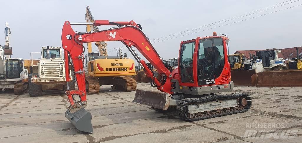 Neuson EZ80 中型挖掘机