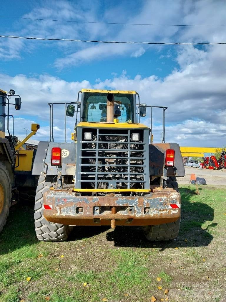 Komatsu WA 380-6 轮式装载机