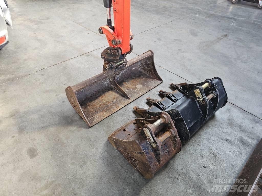 Kubota U 17-3 小型挖掘机