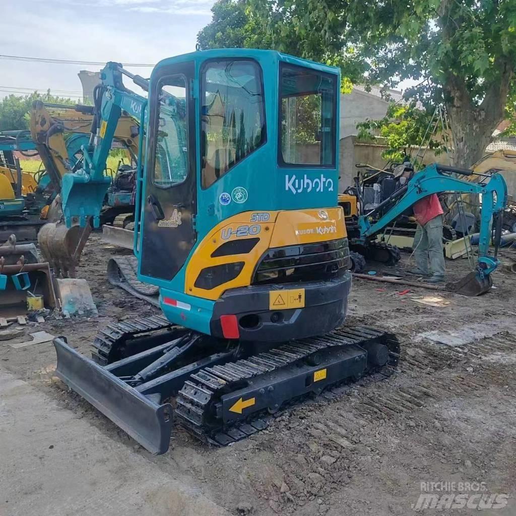 Kubota U 20 小型挖掘机