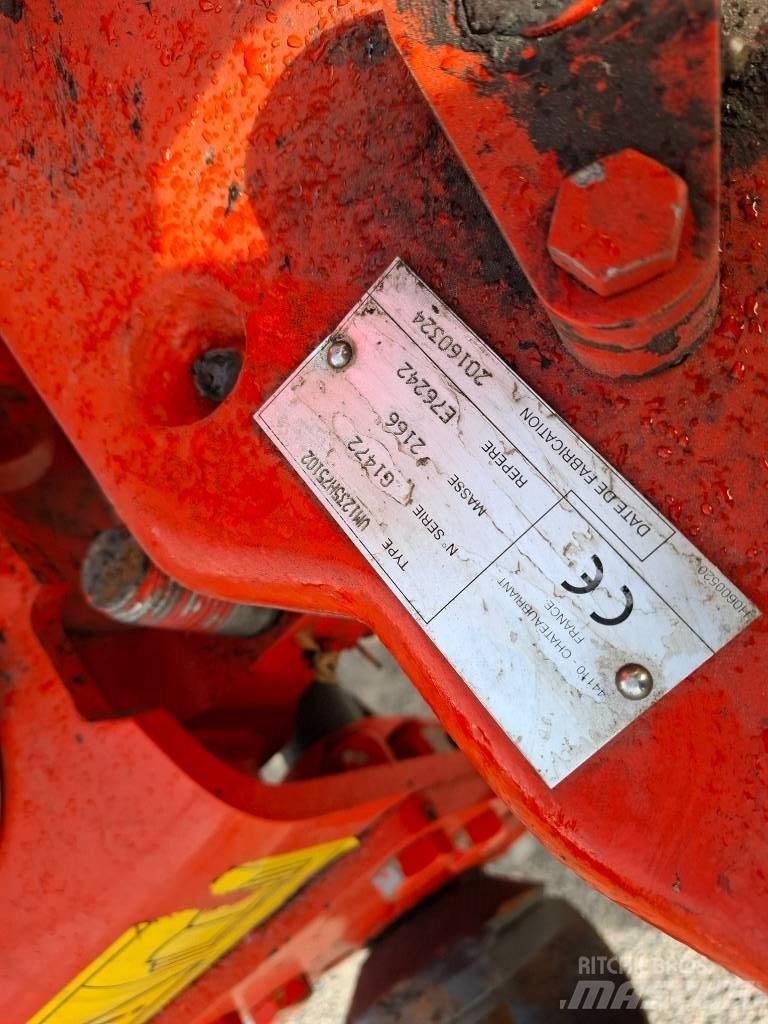 Kuhn Vari-Master 123 双向犁