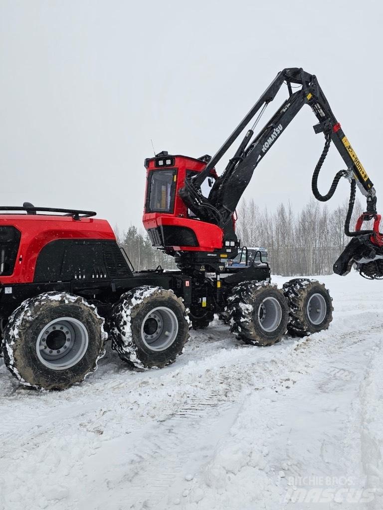 Komatsu 931 XC 收割机