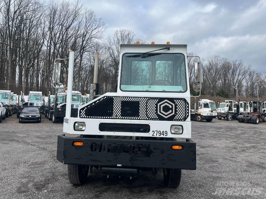 Capacity TJ5000 码头牵引车