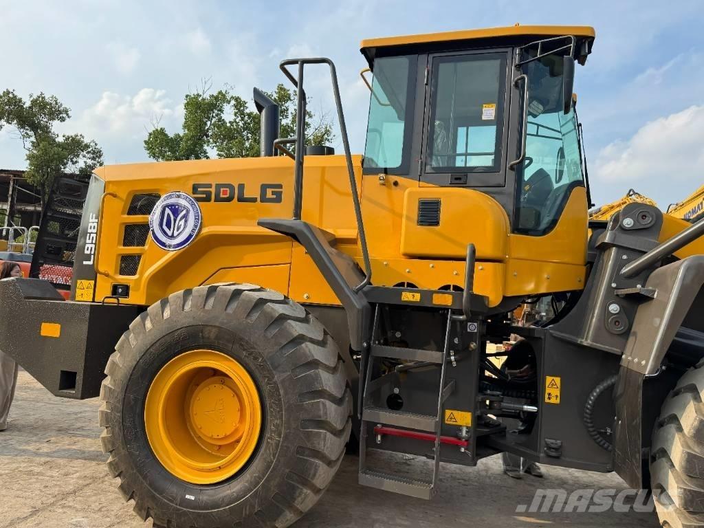 SDLG 958F 轮式装载机