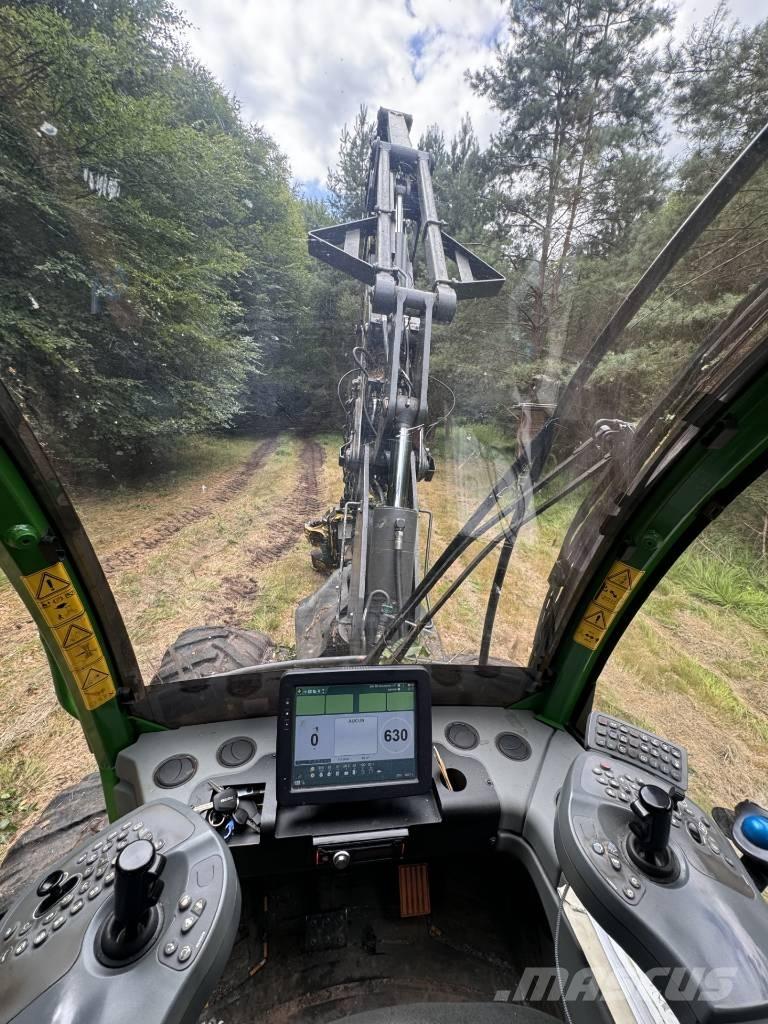 John Deere 11 70 G 收割机